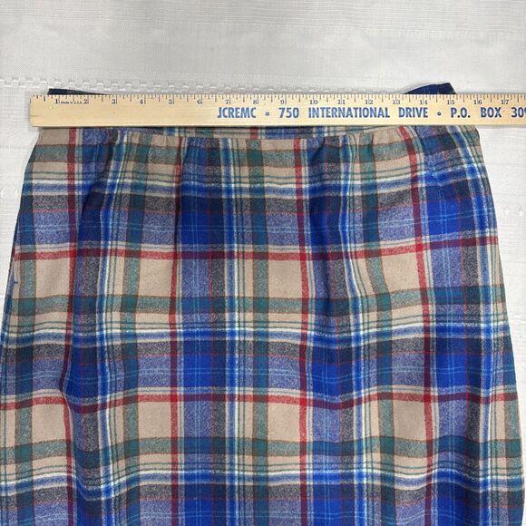 Vintage Pendleton 14 Skirt 100% Wool - Lined- Plaid Made In USA Womens - Picture 8 of 9